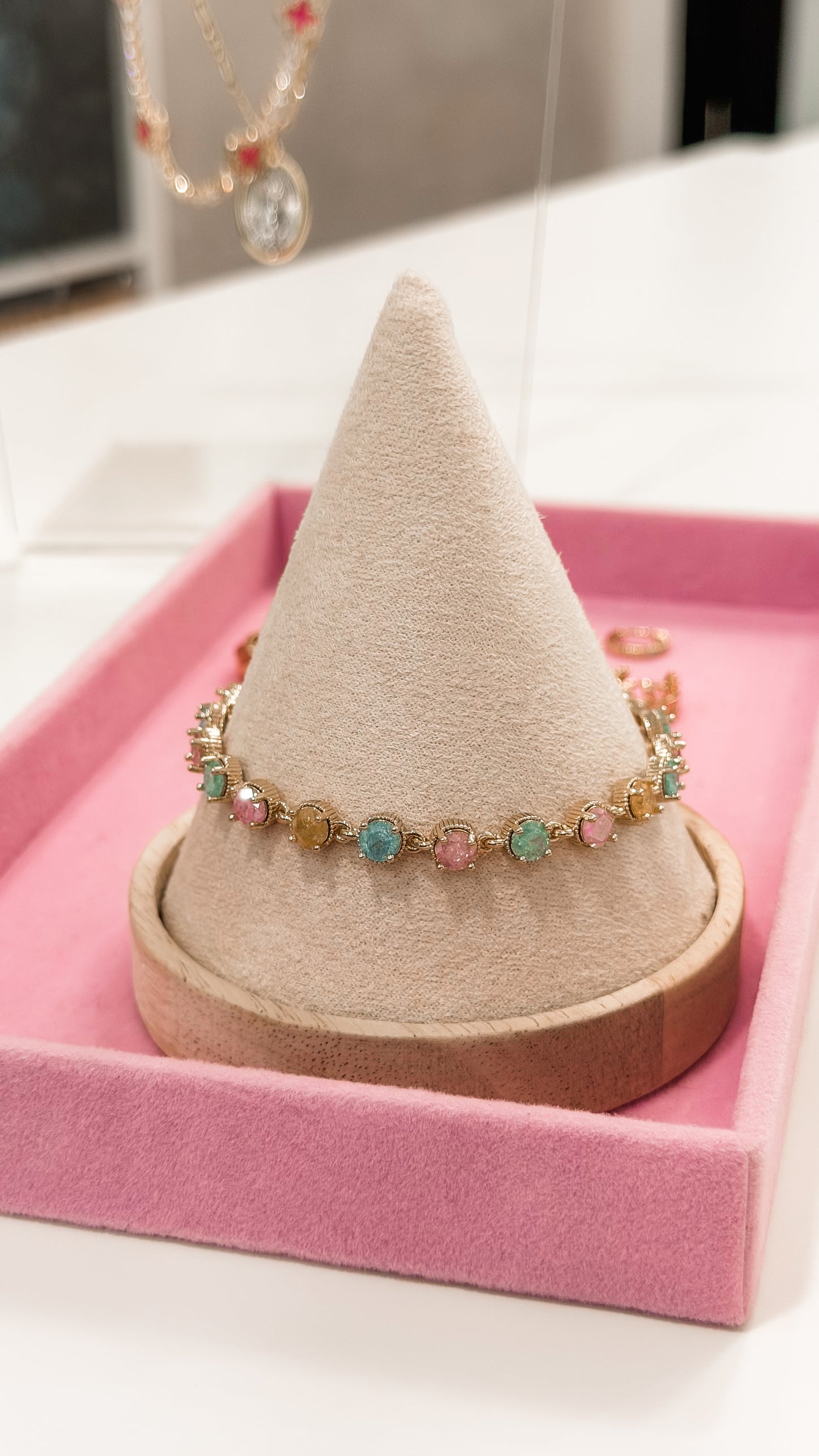 OPAL ROUND