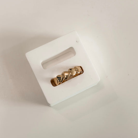 HEART RING