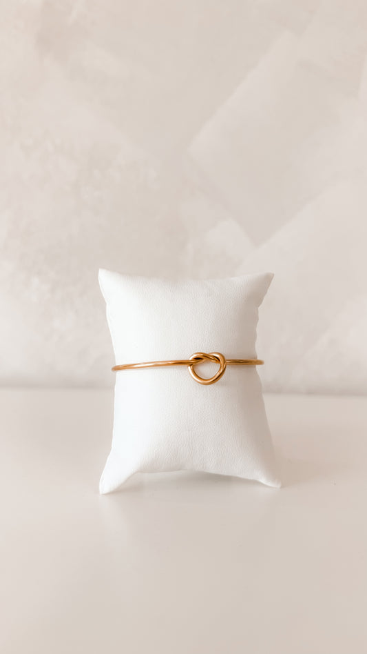 KNOT BANGLE