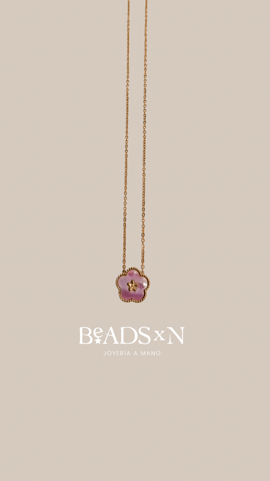 FLOWER NECKLACE