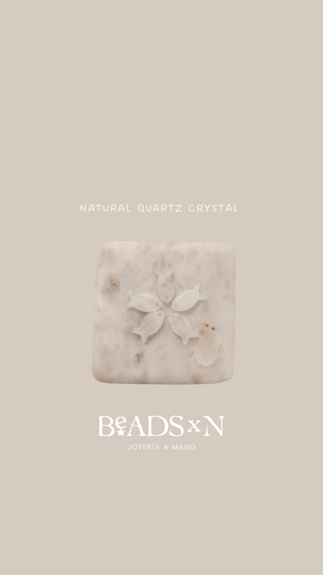 WHITE NATURAL QUARTZ FISH BRACELET