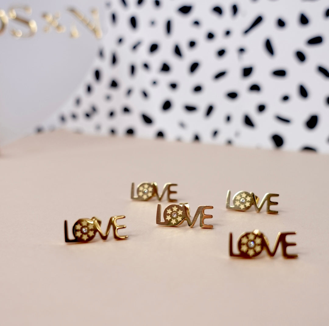 LOVE SIGNATURE EARRINGS